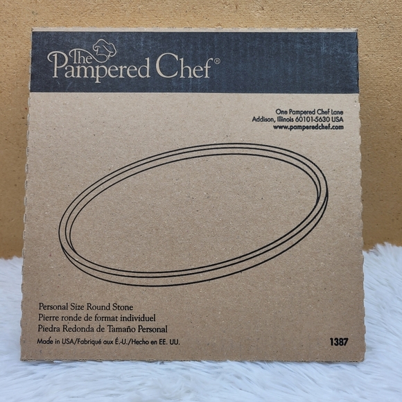 Pampered Chef Personal Size Round Stone-NIP - Picture 1 of 6